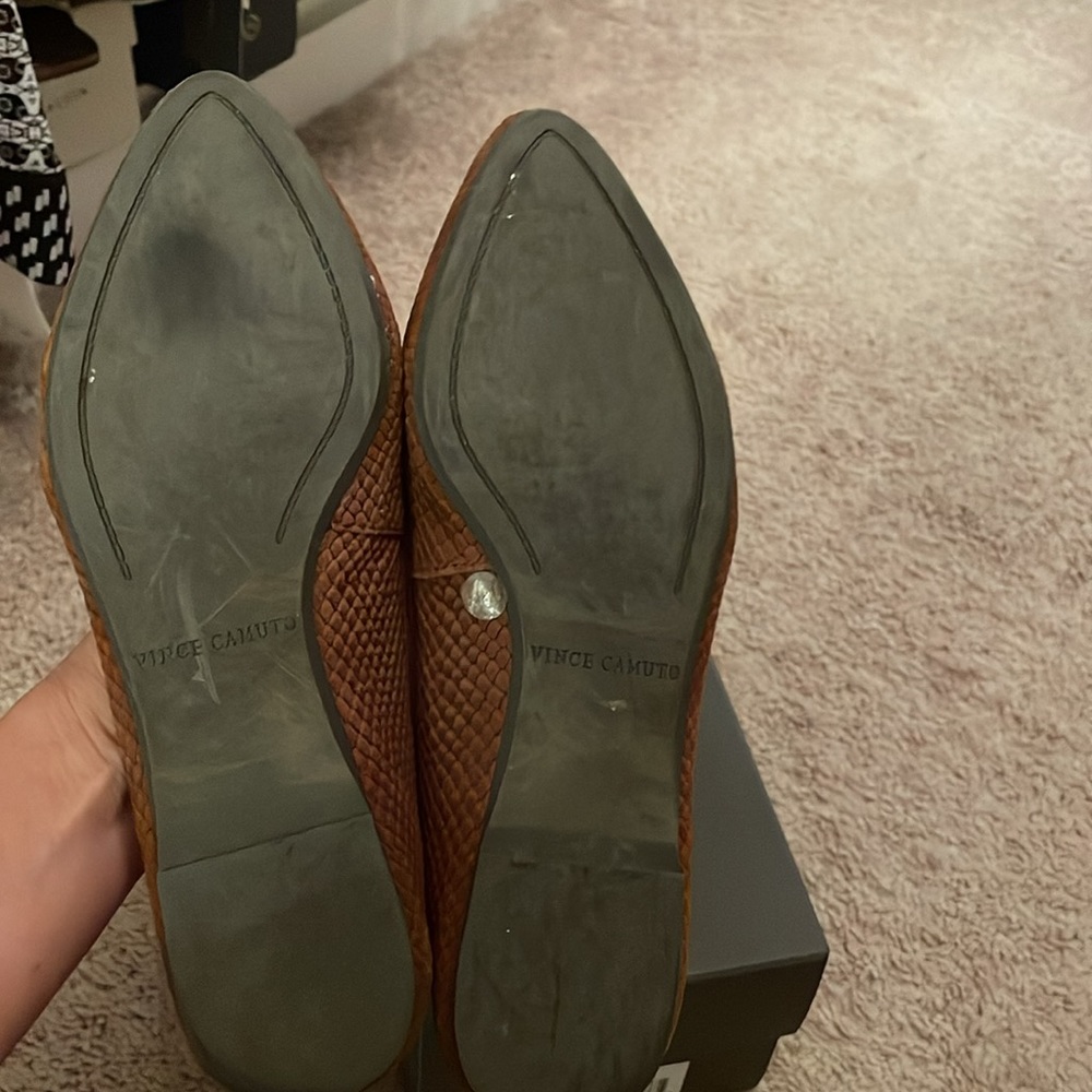 Vince Camuto Radella 7 - Picture 2 of 3